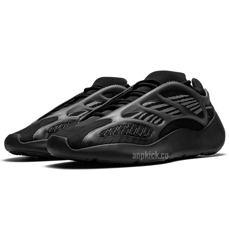 Adidas Yeezy 700 V3 Alvah Black H67799 New Release Date (2) - www.kitistry.com Adidas Yeezy 700 V3 Alvah Black H67799 New Release Date (2) - www.kitistry.com