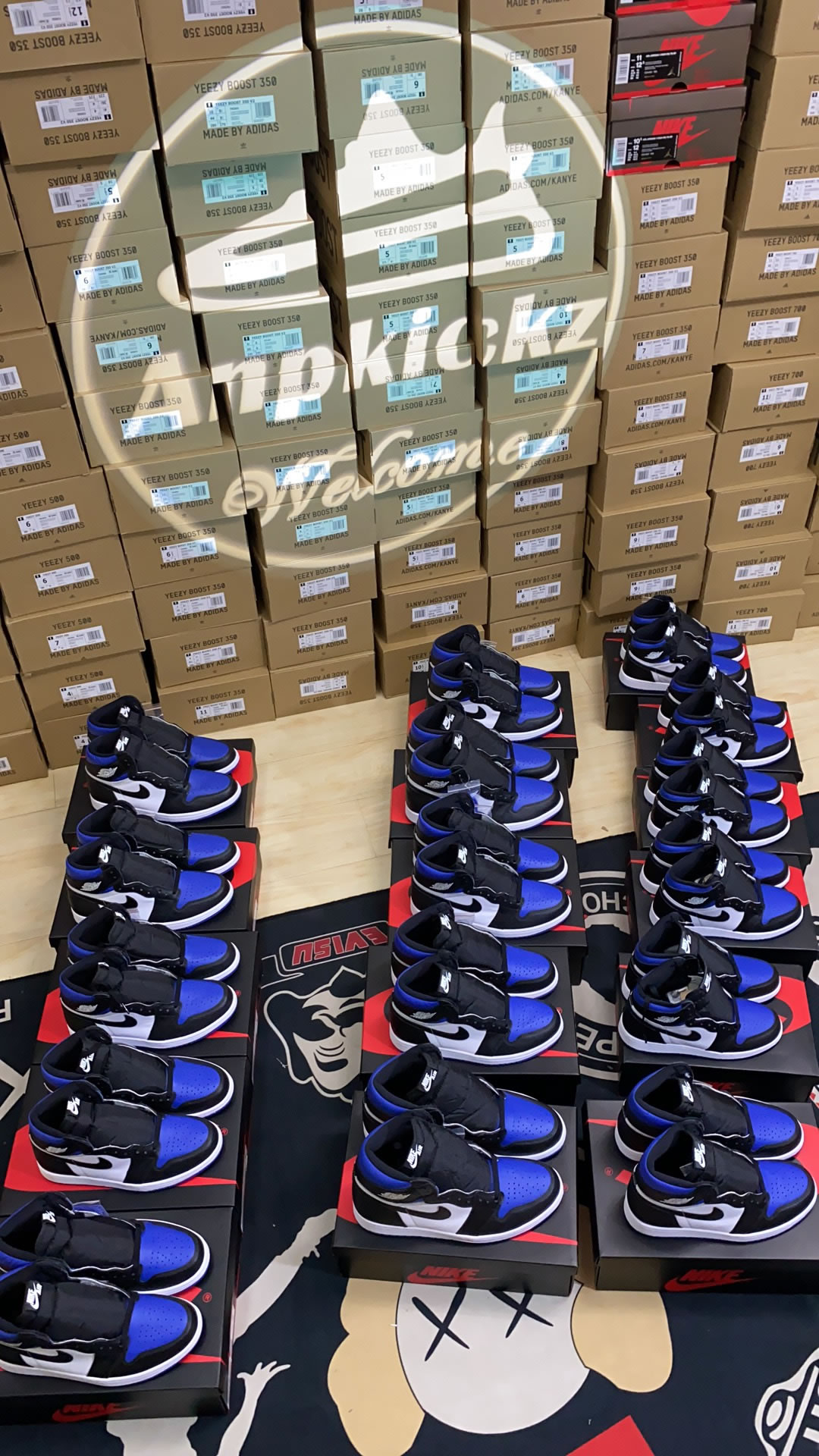2020 Air Jordan 1 Retro High Og Royal Toe Royal Blue 555088 041 (2) - www.kitistry.com
