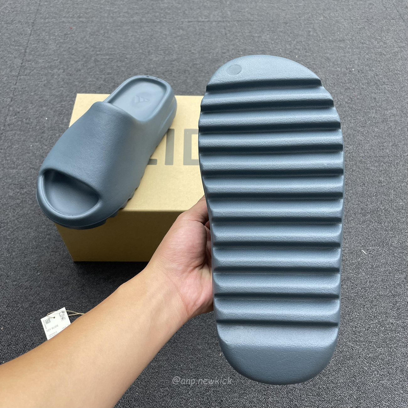 Adidas Yeezy Slide Slate Marine Id2349 (4) - www.kitistry.com Adidas Yeezy Slide Slate Marine Id2349 (4) - www.kitistry.com