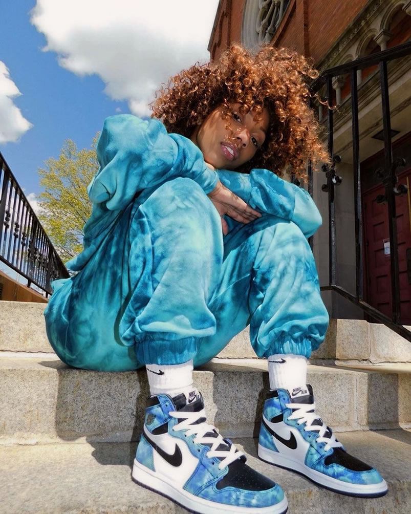 Air Jordan 1 Retro High Og Tie Dye 2020 Mens Wmns Cd0461 100 On Feet (1) - www.kitistry.com Air Jordan 1 Retro High Og Tie Dye 2020 Mens Wmns Cd0461 100 On Feet (1) - www.kitistry.com