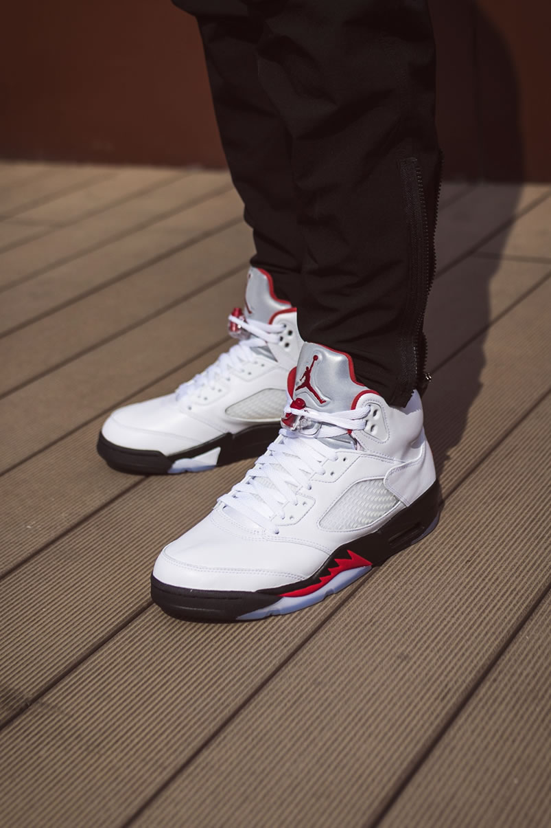 Air Jordan 5 Fire Red 3m 2020 Silver Tongue Da1911 102 On Feet (1) - www.kitistry.com