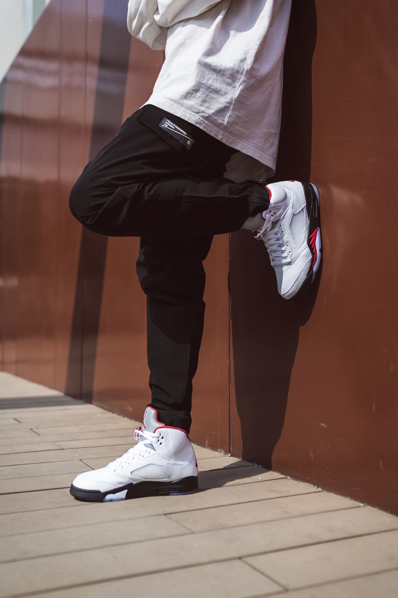 Air Jordan 5 Fire Red 3m 2020 Silver Tongue Da1911 102 On Feet (2) - www.kitistry.com