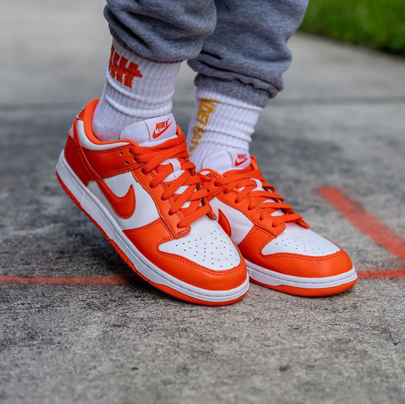 Nike Sb Dunk Low Sp Syracuse Orange Blaze Cu1726 101 On Feet (6) - www.kitistry.com Nike Sb Dunk Low Sp Syracuse Orange Blaze Cu1726 101 On Feet (6) - www.kitistry.com
