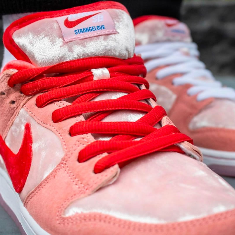 Strangelove Nike Sb Dunk Low Pink Ct2552 800 (11) - www.kitistry.com Strangelove Nike Sb Dunk Low Pink Ct2552 800 (11) - www.kitistry.com