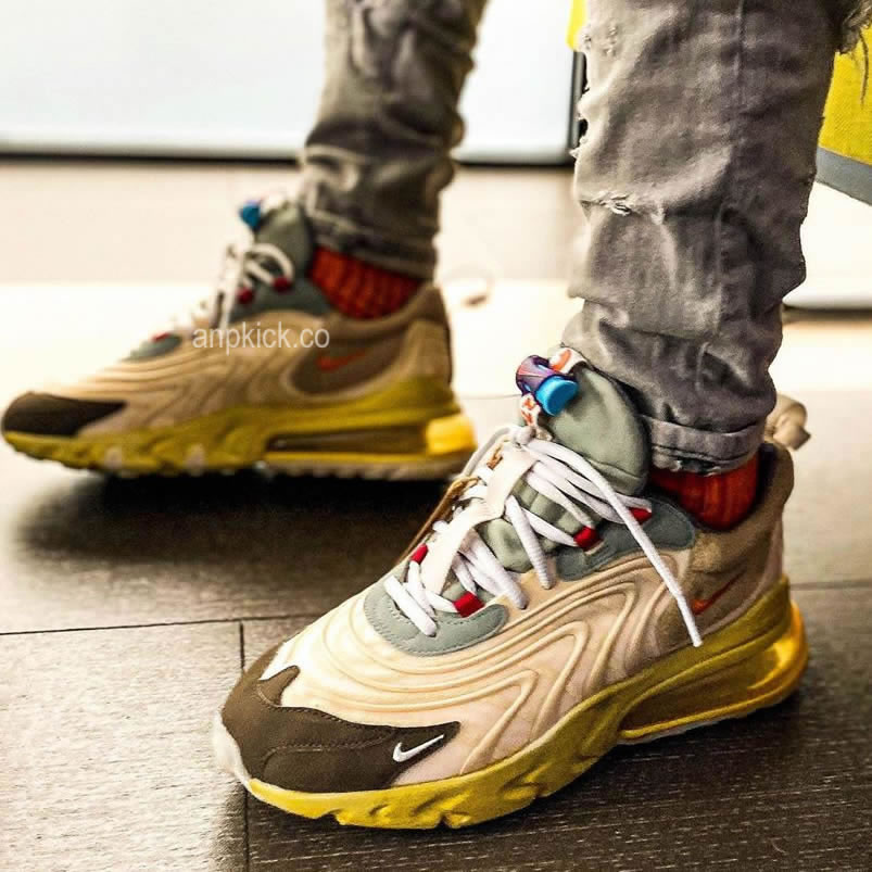 Nike Air Max 270 React Travis Scott Cactus Trails On Feet Ct2864 200 (3) - www.kitistry.com Nike Air Max 270 React Travis Scott Cactus Trails On Feet Ct2864 200 (3) - www.kitistry.com