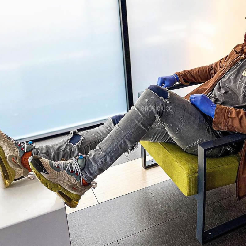 Nike Air Max 270 React Travis Scott Cactus Trails On Feet Ct2864 200 (5) - www.kitistry.com Nike Air Max 270 React Travis Scott Cactus Trails On Feet Ct2864 200 (5) - www.kitistry.com