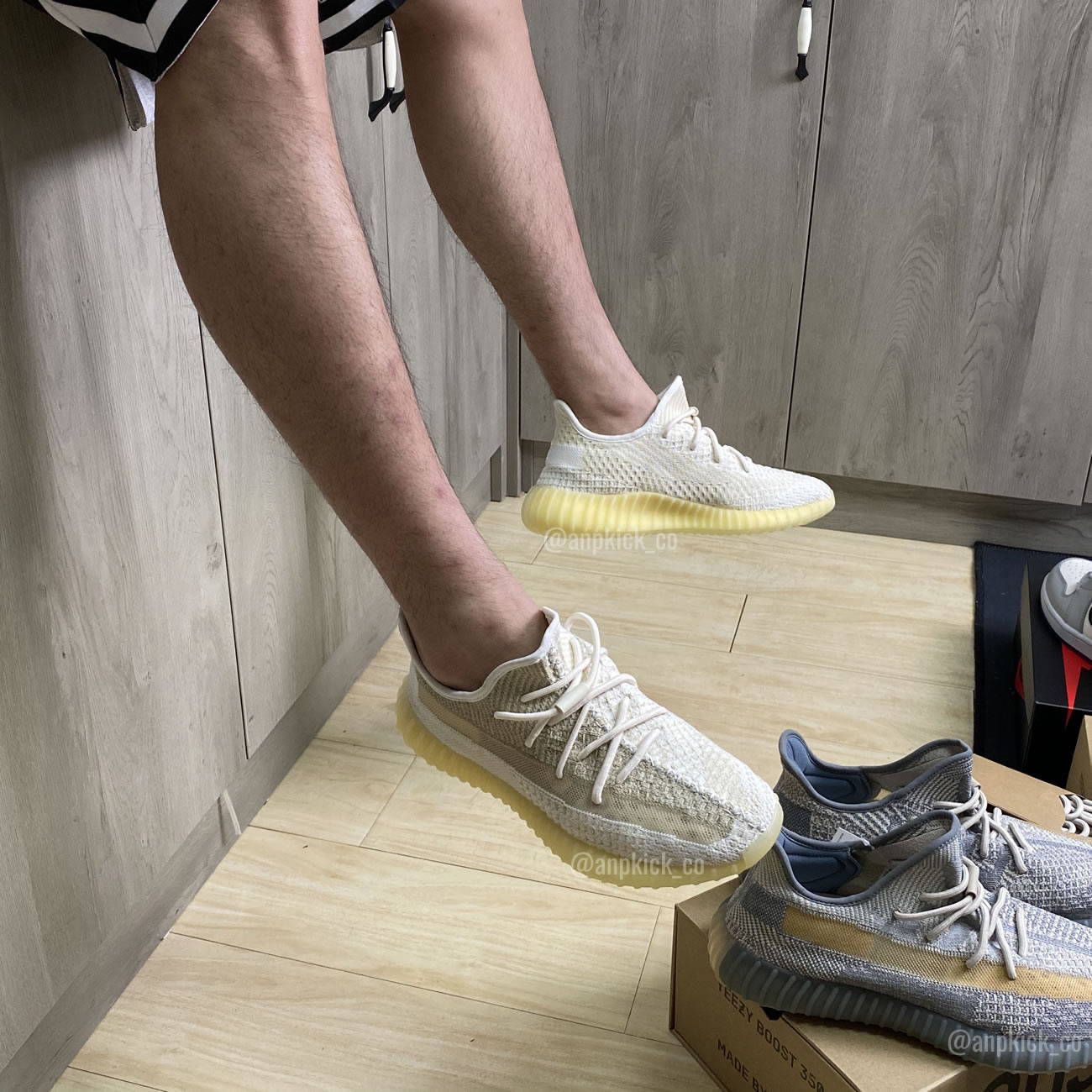 Adidas Yeezy Boost 350 V2 Abez Fz5246 Anpkick First On Feet First Look (5) - www.kitistry.com Adidas Yeezy Boost 350 V2 Abez Fz5246 Anpkick First On Feet First Look (5) - www.kitistry.com
