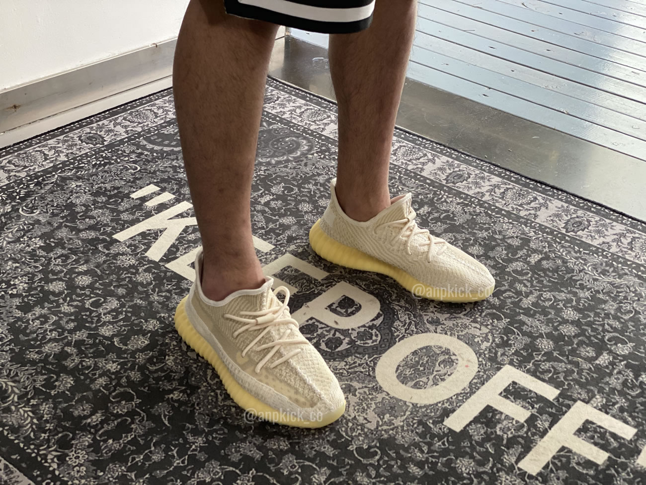 Adidas Yeezy Boost 350 V2 Abez Fz5246 Anpkick First On Feet First Look (7) - www.kitistry.com Adidas Yeezy Boost 350 V2 Abez Fz5246 Anpkick First On Feet First Look (7) - www.kitistry.com