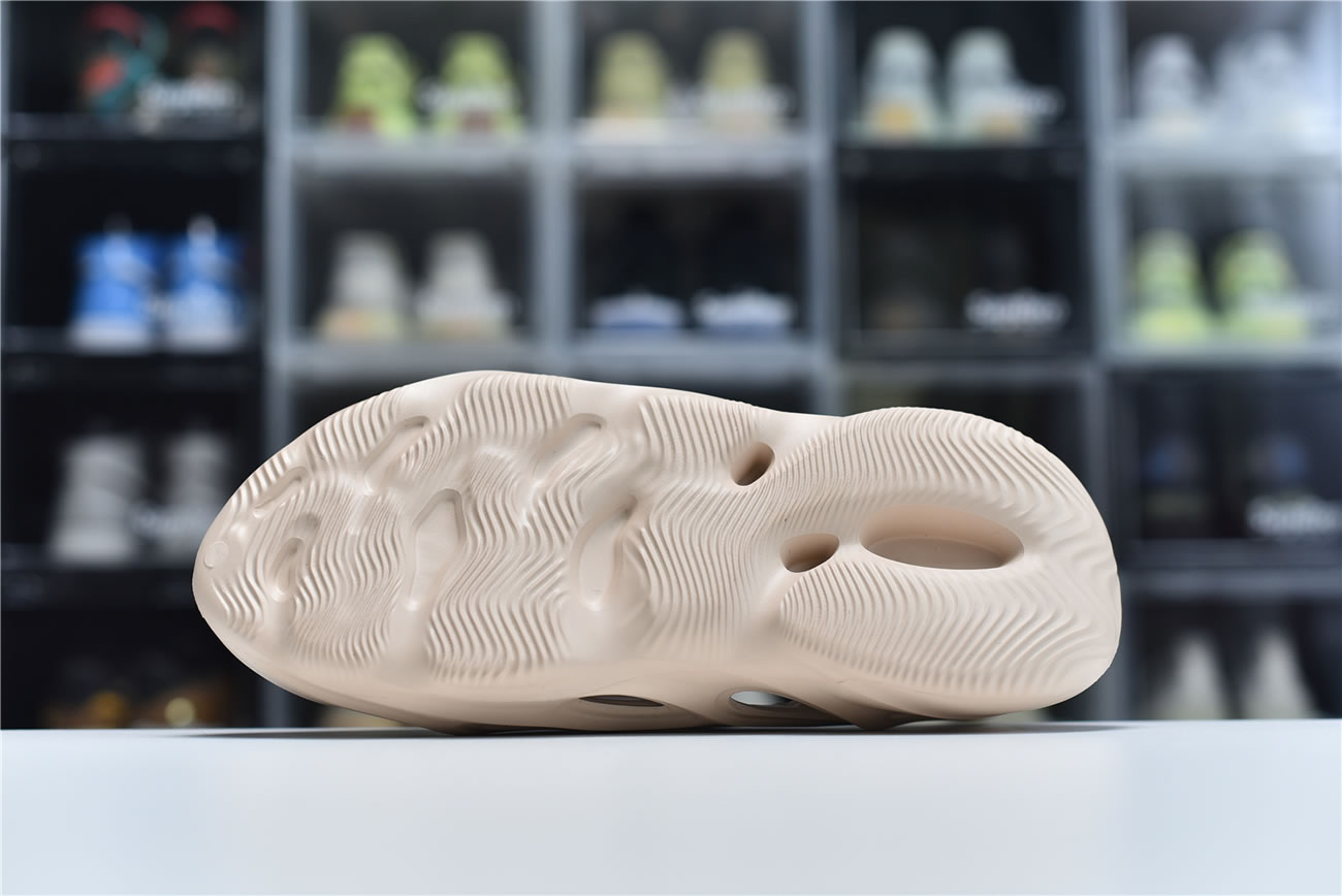 Adidas Yeezy Crocs Clog Foam Runner Colors Beige (6) - www.kitistry.com Adidas Yeezy Crocs Clog Foam Runner Colors Beige (6) - www.kitistry.com