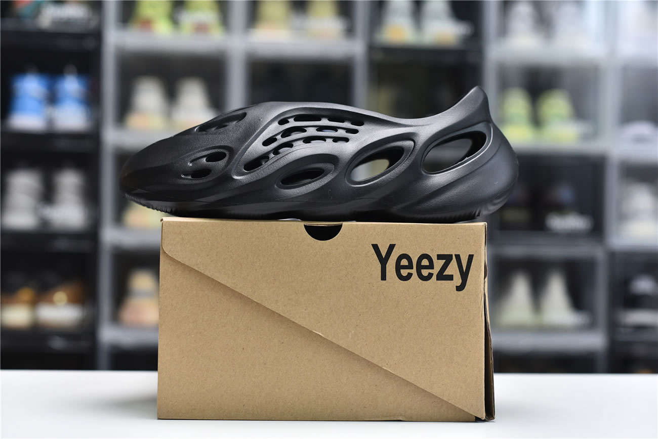 Adidas Yeezy Crocs Clog Foam Runner Colors Black (7) - www.kitistry.com Adidas Yeezy Crocs Clog Foam Runner Colors Black (7) - www.kitistry.com