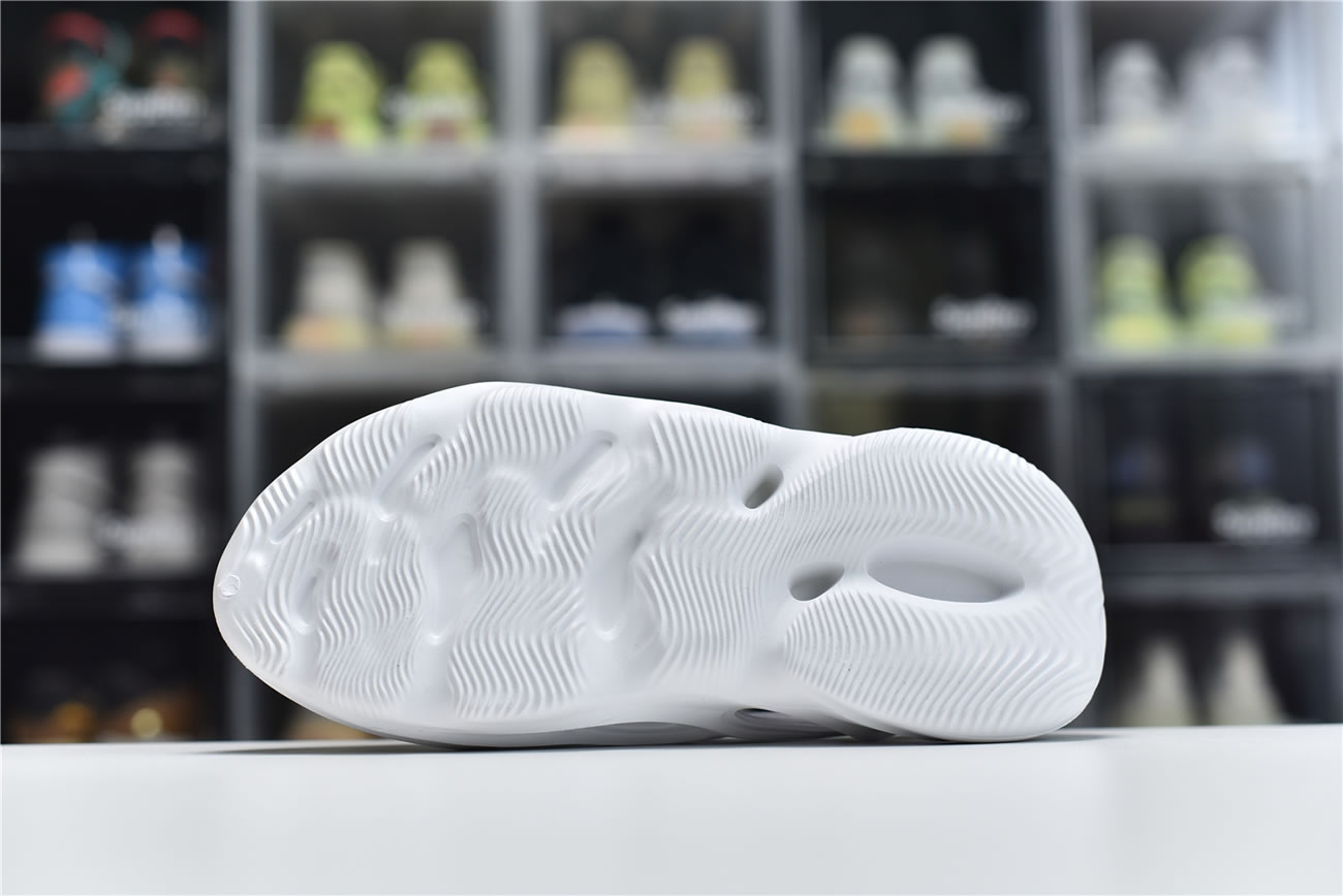 Adidas Yeezy Crocs Clog Foam Runner Colors White (6) - www.kitistry.com Adidas Yeezy Crocs Clog Foam Runner Colors White (6) - www.kitistry.com