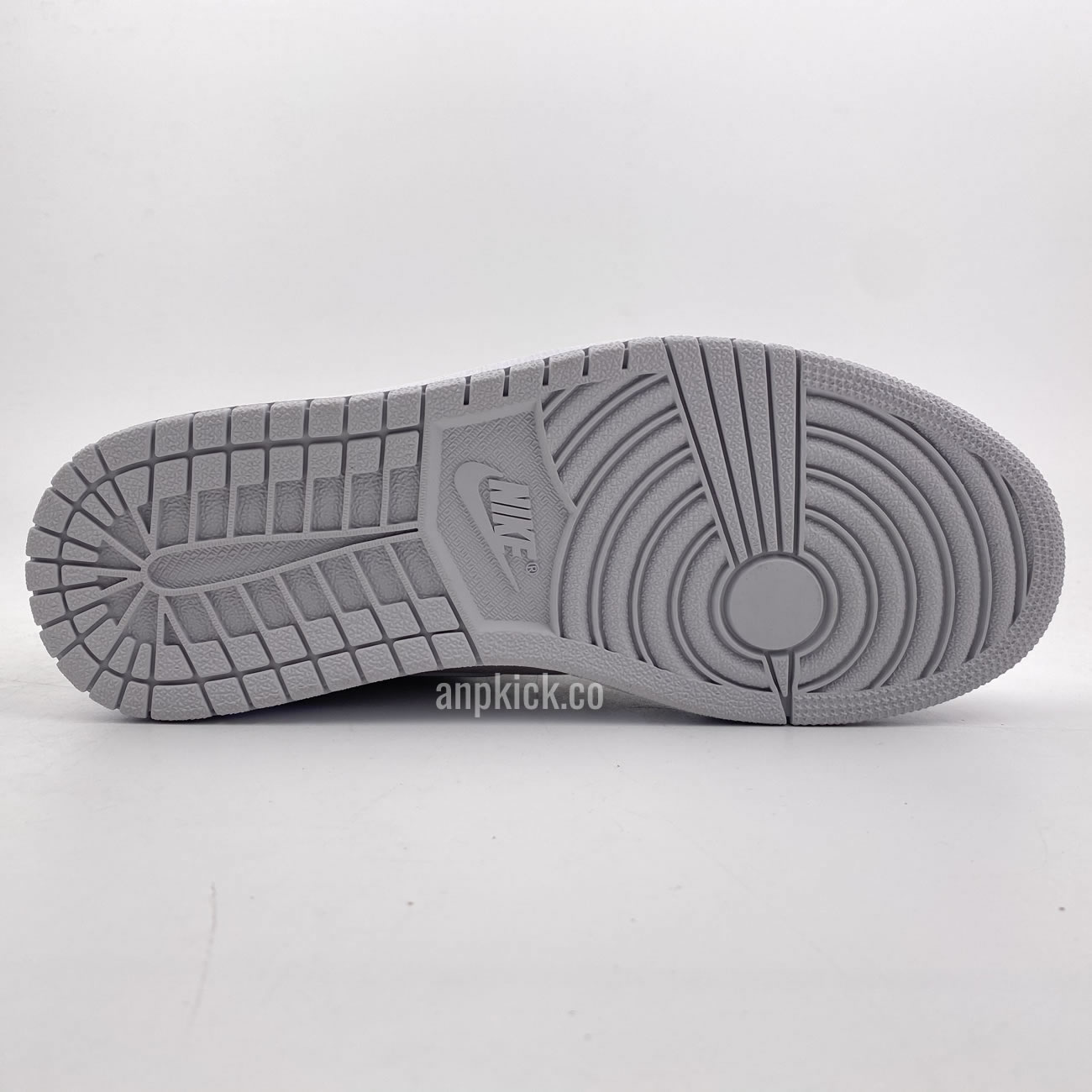 Air Jordan 1 Japan Exclusive Metallic Silver Neutral Grey 2001 2020 Dc1788 029 (12) - www.kitistry.com Air Jordan 1 Japan Exclusive Metallic Silver Neutral Grey 2001 2020 Dc1788 029 (12) - www.kitistry.com