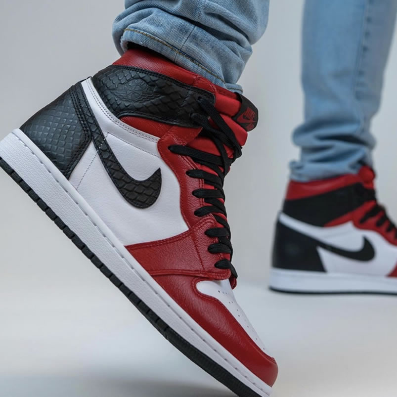 Air Jordan 1 Retro High Og Satin Snake On Feet Cd0461 601 (1) - www.kitistry.com Air Jordan 1 Retro High Og Satin Snake On Feet Cd0461 601 (1) - www.kitistry.com