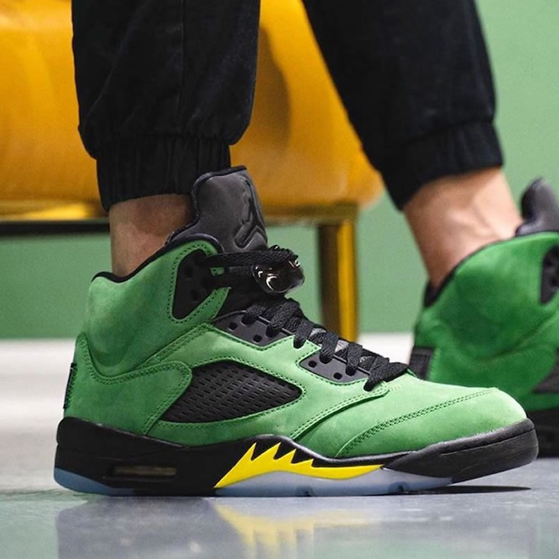 Air Jordan 5 Oregon Ducks Elevate 2020 On Feet Ck6631 307 (1) - www.kitistry.com Air Jordan 5 Oregon Ducks Elevate 2020 On Feet Ck6631 307 (1) - www.kitistry.com