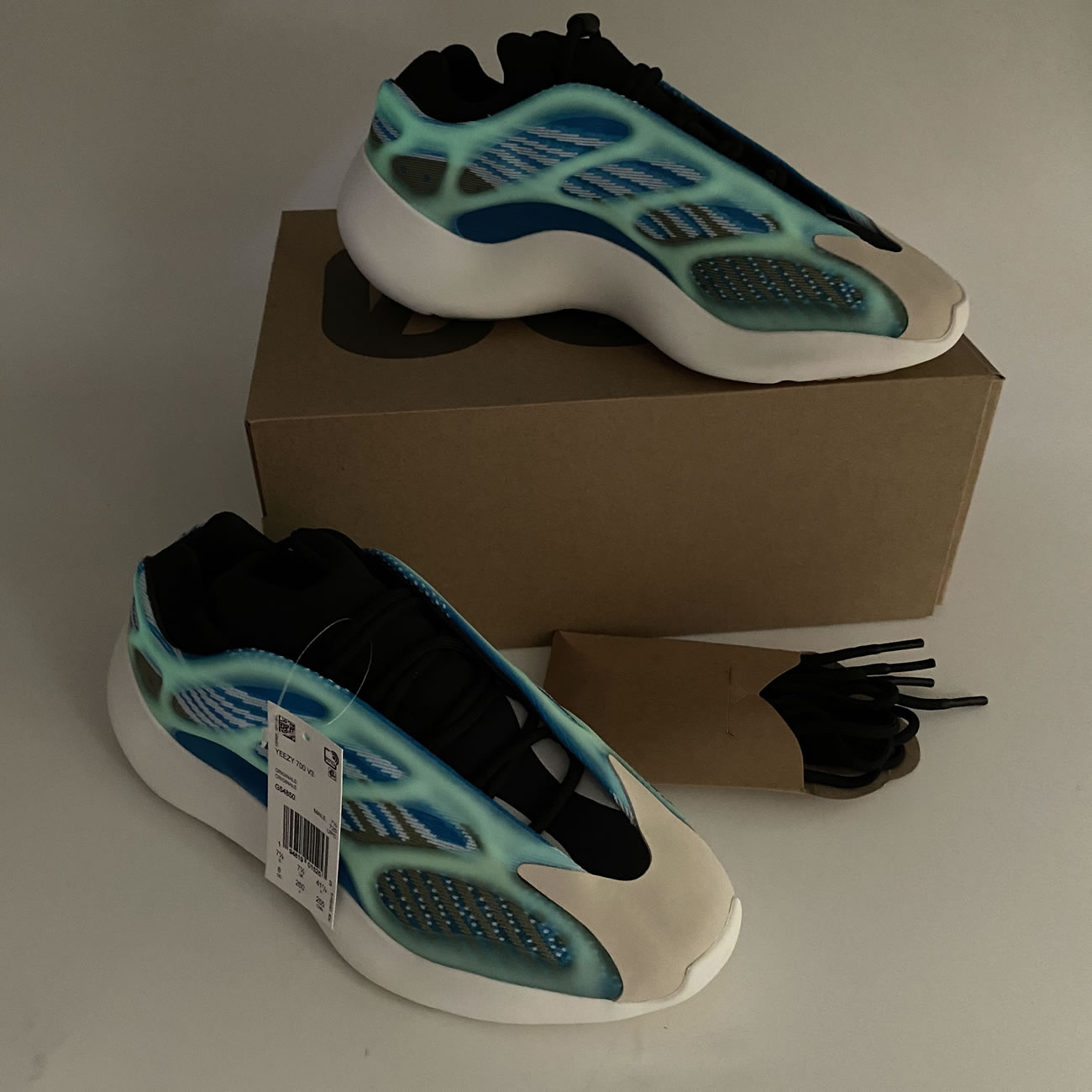 Adidas Yeezy 700 V3 Arazre G54850 New Release Date For Sale (11) - www.kitistry.com