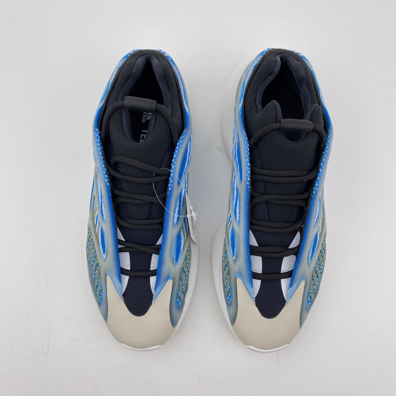Adidas Yeezy 700 V3 Arazre G54850 New Release Date For Sale (4) - www.kitistry.com
