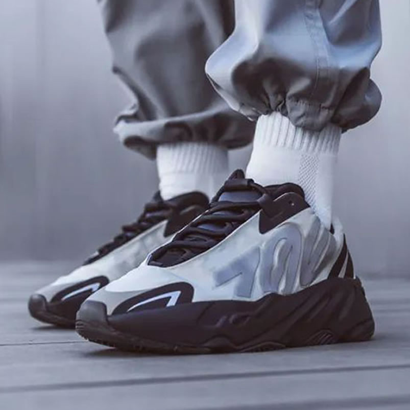 Adidas Yeezy Boost 700 Mnvn Bone Fy3729 On Feet (1) - www.kitistry.com Adidas Yeezy Boost 700 Mnvn Bone Fy3729 On Feet (1) - www.kitistry.com