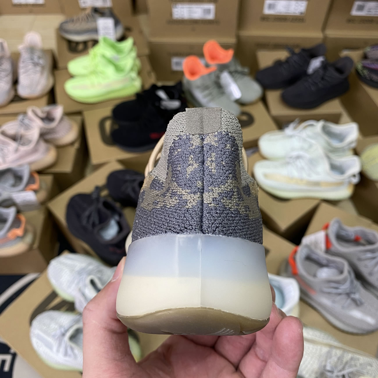 Adidas Yeezy Kids (14) - www.kitistry.com Adidas Yeezy Kids (14) - www.kitistry.com