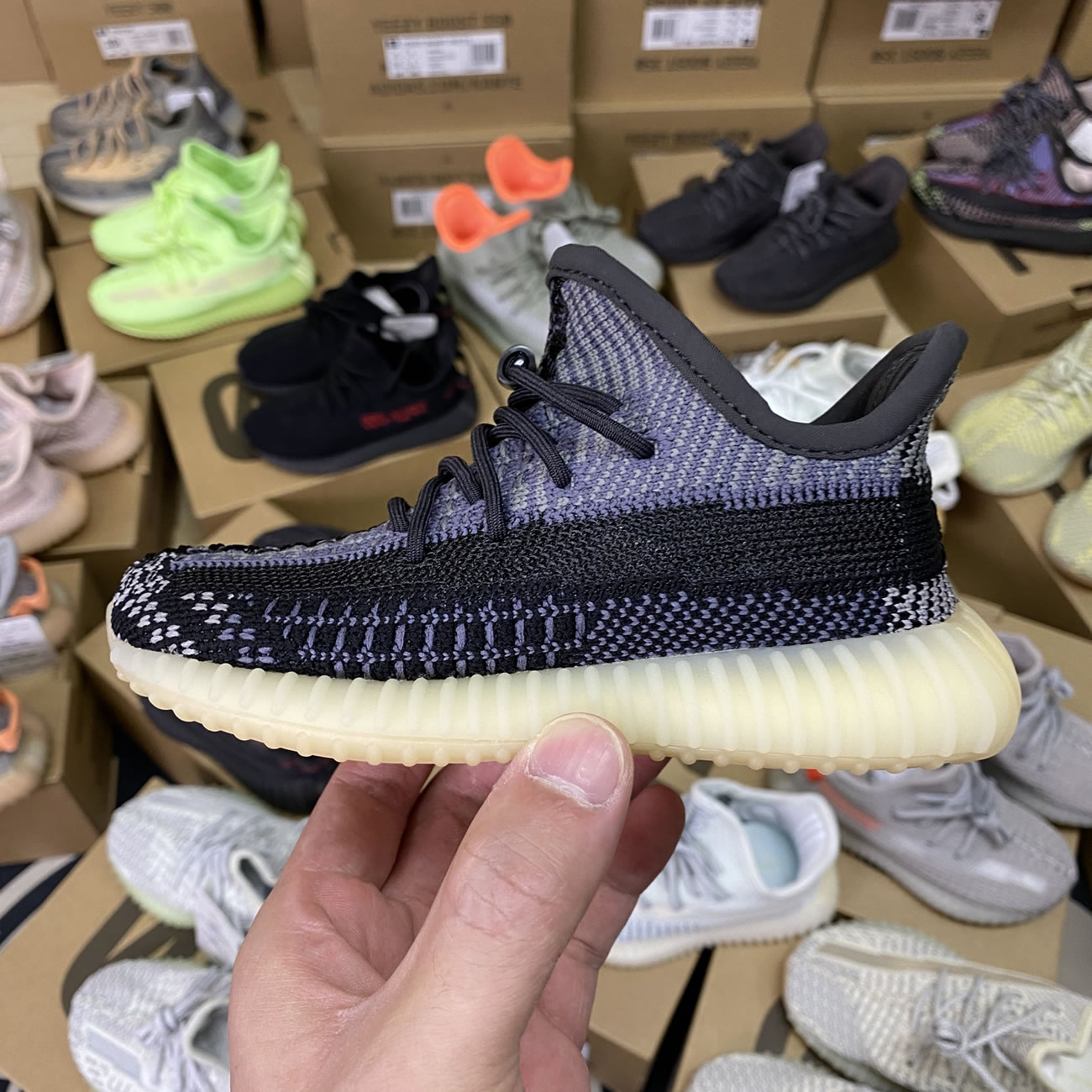 Adidas Yeezy Kids (9) - www.kitistry.com Adidas Yeezy Kids (9) - www.kitistry.com