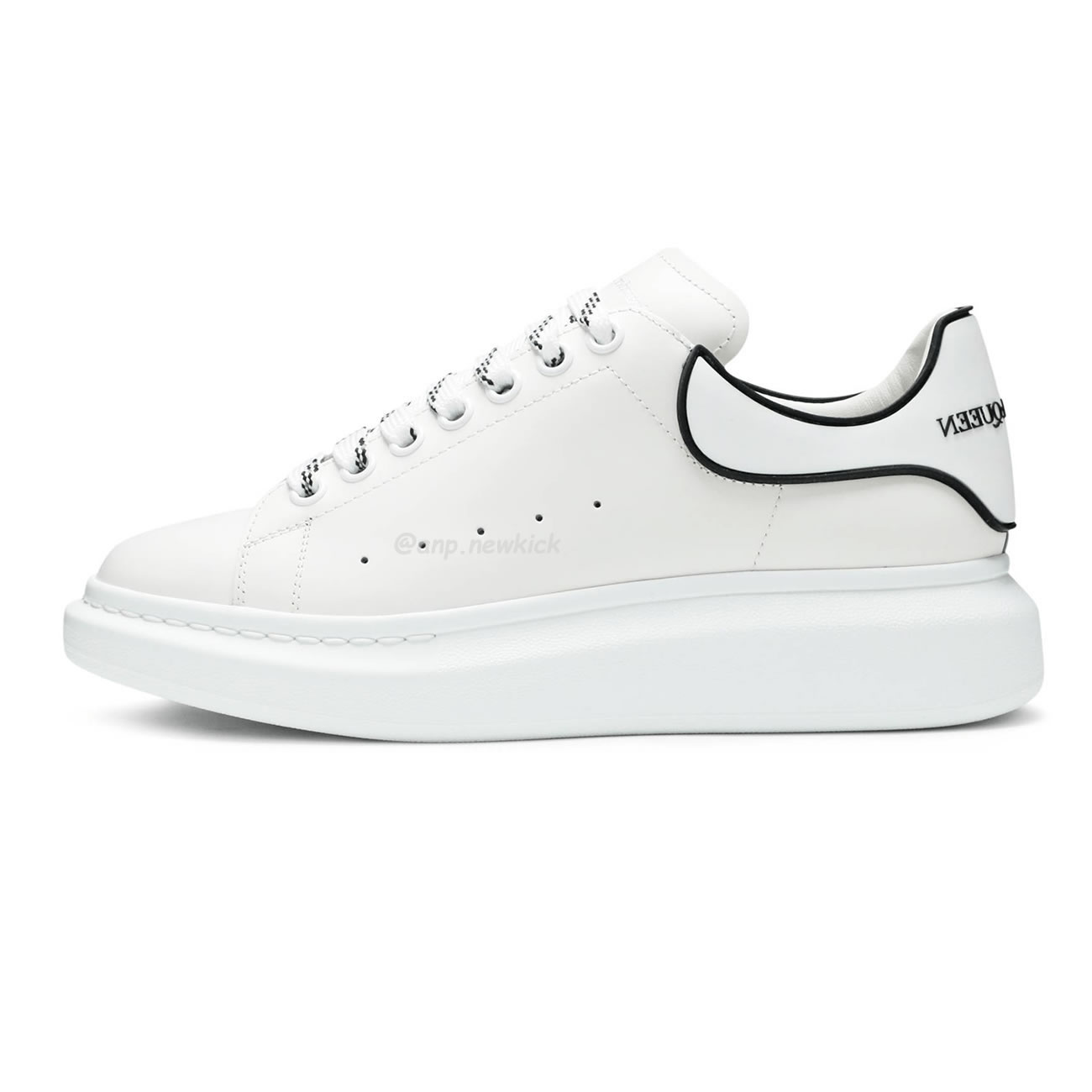Alexander Mcqueen Oversized Sneaker White Black 625156 Whxmt 9074 (1) - www.kitistry.com
