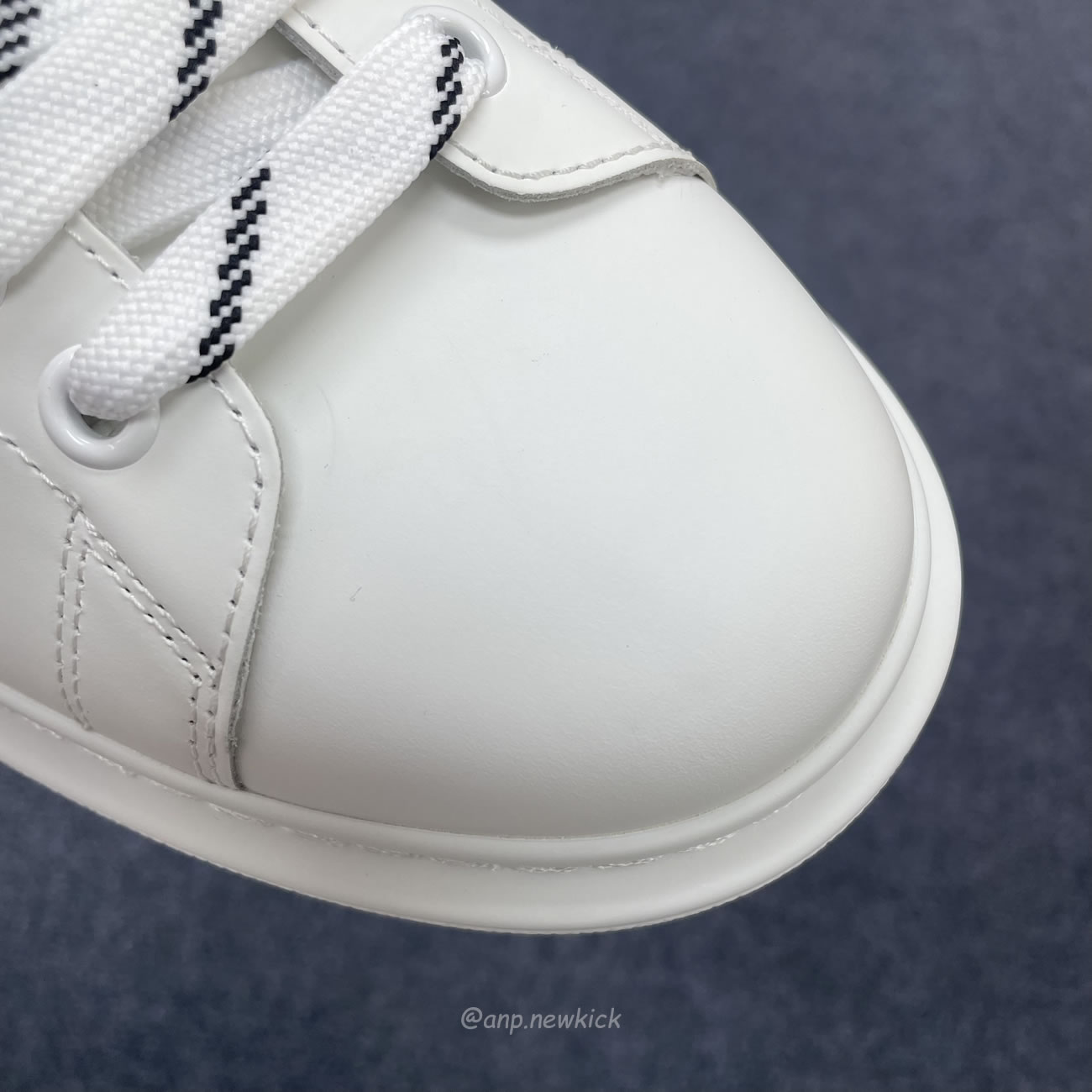 Alexander Mcqueen Oversized Sneaker White Black 625156 Whxmt 9074 (2) - www.kitistry.com