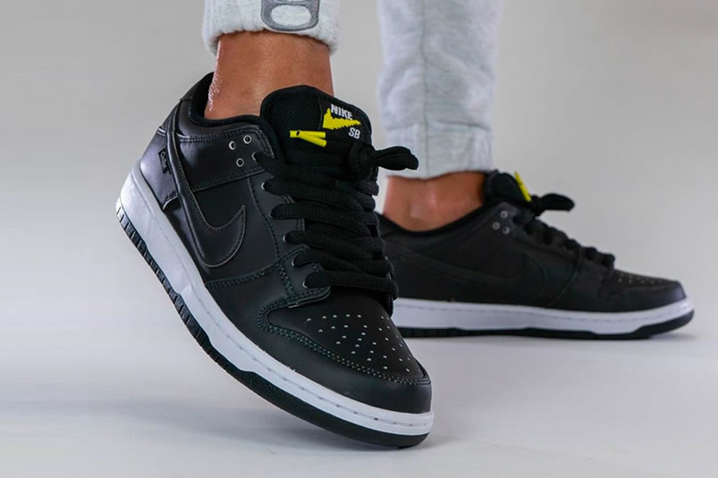 Civilist Berlin Nike Sb Dunk Low Shoes On Feet Cz5123 001 (2) - www.kitistry.com