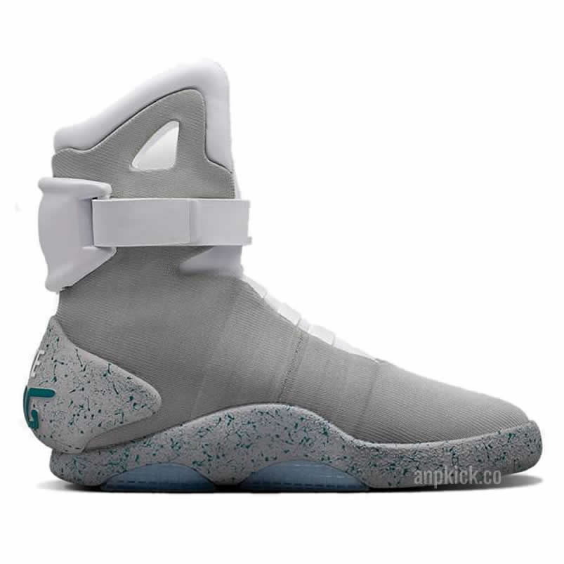 Nike Mag Back To The Future Shoes 417744 001 (3) - www.kitistry.com