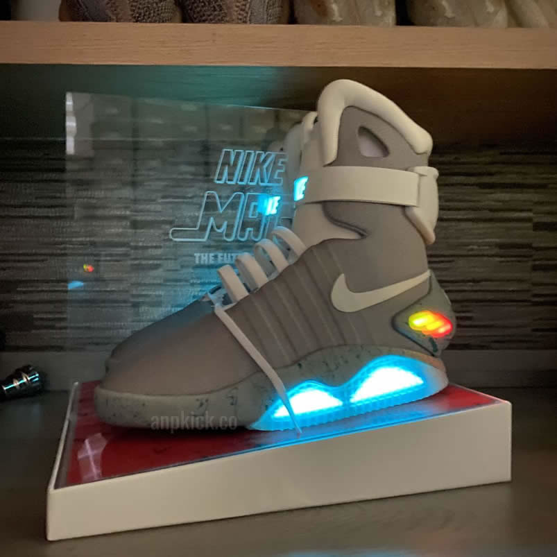 Nike Mag Back To The Future Shoes 417744 001 (8) - www.kitistry.com