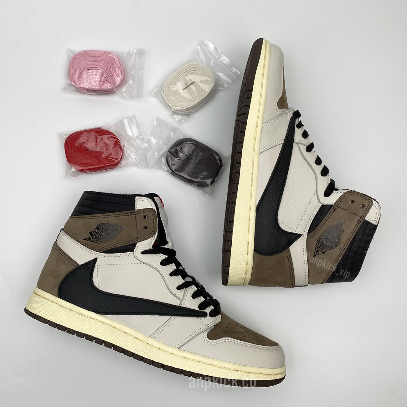 Travis Scott Air Jordan 1 Retro High Sample 2.0 Brown Cactus Jack Anpkick First Look (11) - www.kitistry.com Travis Scott Air Jordan 1 Retro High Sample 2.0 Brown Cactus Jack Anpkick First Look (11) - www.kitistry.com