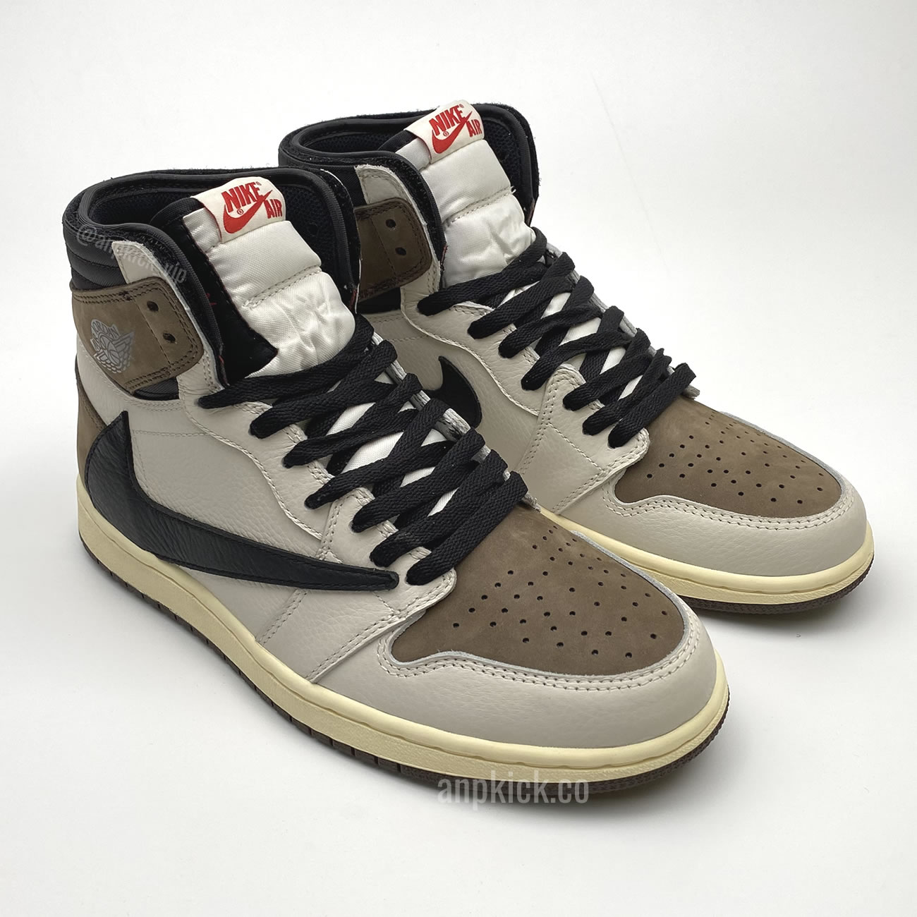 Travis Scott Air Jordan 1 Retro High Sample 2.0 Brown Cactus Jack Anpkick First Look (3) - www.kitistry.com Travis Scott Air Jordan 1 Retro High Sample 2.0 Brown Cactus Jack Anpkick First Look (3) - www.kitistry.com