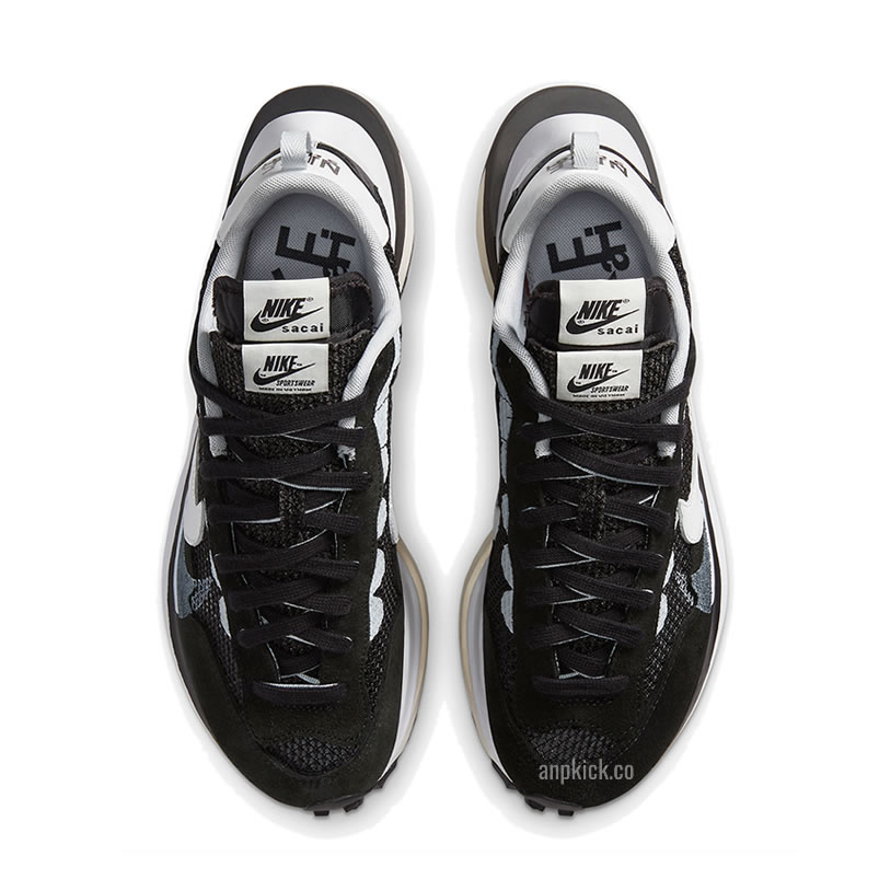 Sacai Nike Vaporwaffle Black Cv1363 001 (4) - www.kitistry.com