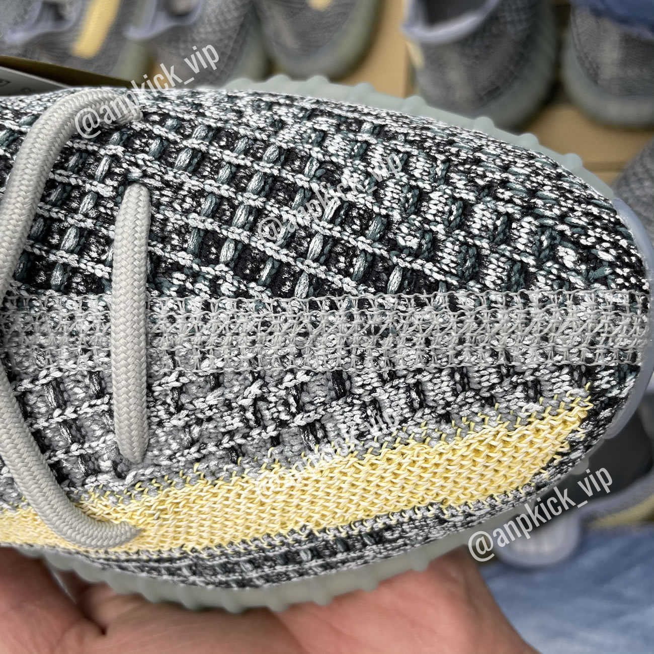 Adidas Anpkick Yeezy Boost 350 V2 Ash Blue Gy7657 (7) - www.kitistry.com Adidas Anpkick Yeezy Boost 350 V2 Ash Blue Gy7657 (7) - www.kitistry.com
