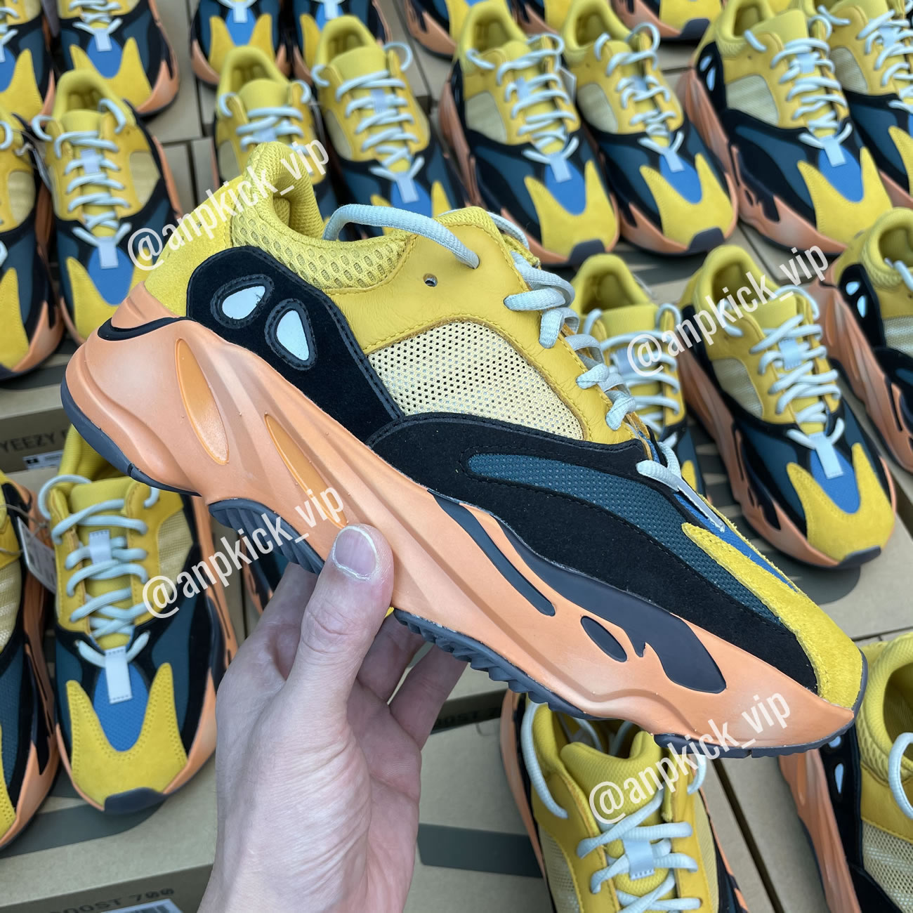 Adidas Anpkick Yeezy Boost 700 Sun Gz6984 (1) - www.kitistry.com Adidas Anpkick Yeezy Boost 700 Sun Gz6984 (1) - www.kitistry.com
