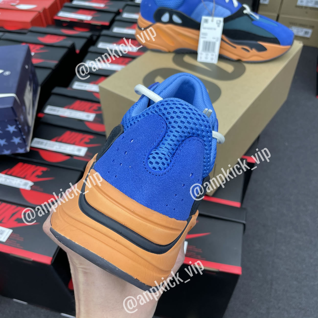 Adidas Yeezy Boost 700 Bright Blue Orange Anpkick Gz0541 (3) - www.kitistry.com Adidas Yeezy Boost 700 Bright Blue Orange Anpkick Gz0541 (3) - www.kitistry.com
