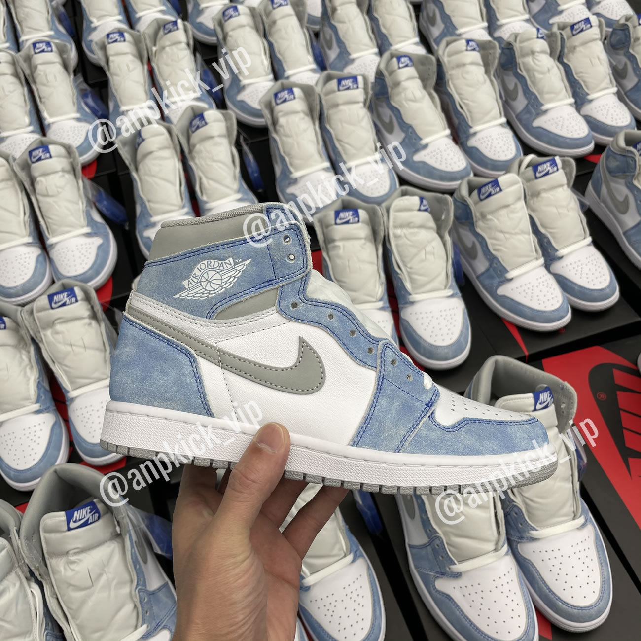 Air Jordan 1 Retro High Og Hyper Royal Anpkick Mens 555088 402 Gs 575441 402 (2) - www.kitistry.com