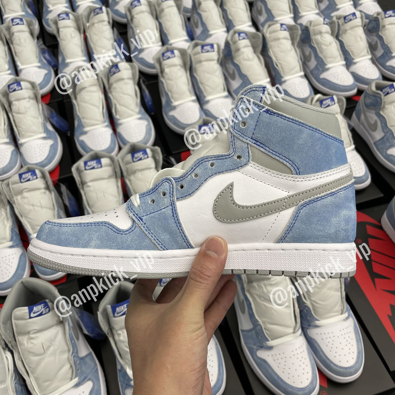 Air Jordan 1 Retro High Og Hyper Royal Anpkick Mens 555088 402 Gs 575441 402 (5) - www.kitistry.com
