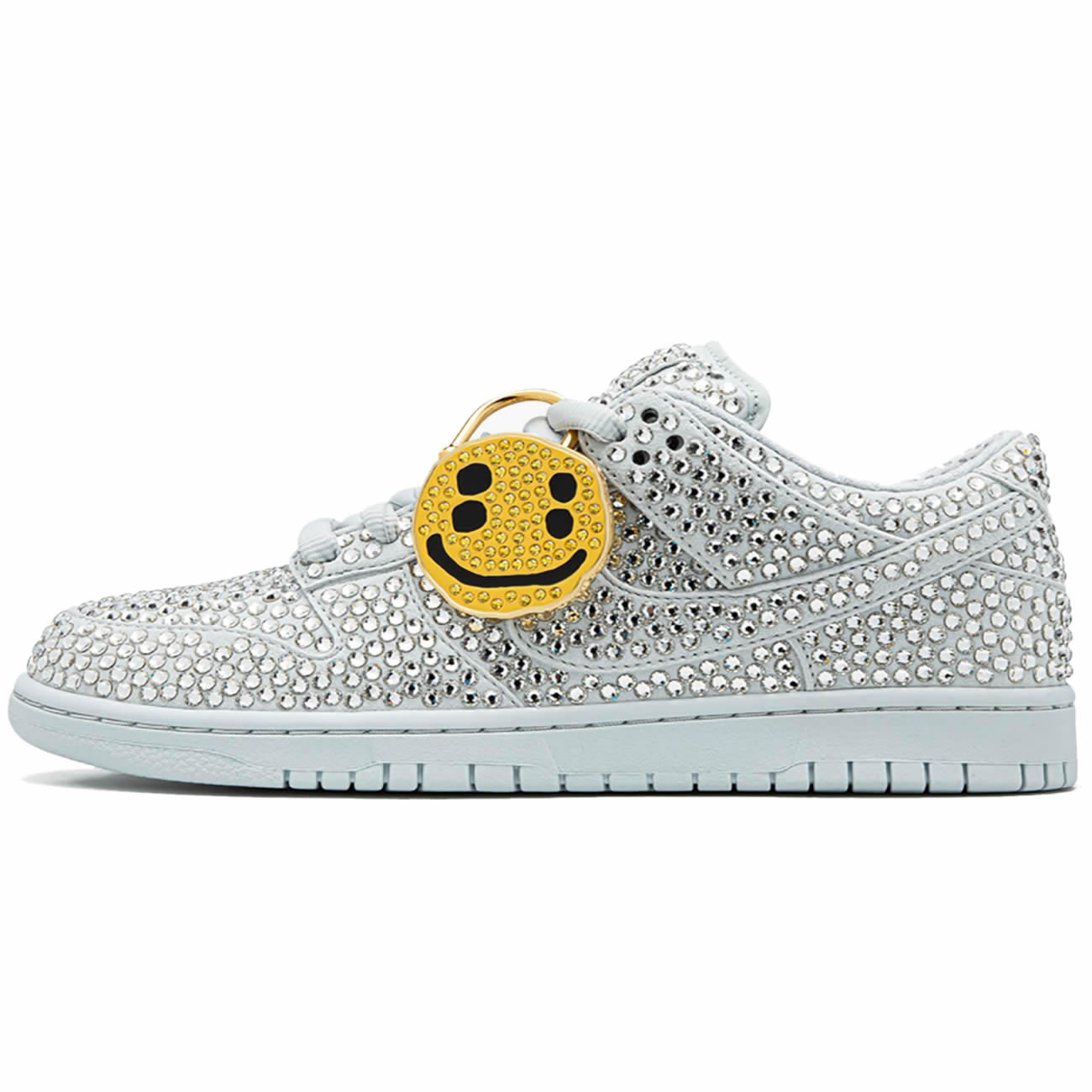 Nike Dunk Low Cactus Plant Flea Market Swarovski Crystals Cz2670 001 (1) - www.kitistry.com Nike Dunk Low Cactus Plant Flea Market Swarovski Crystals Cz2670 001 (1) - www.kitistry.com