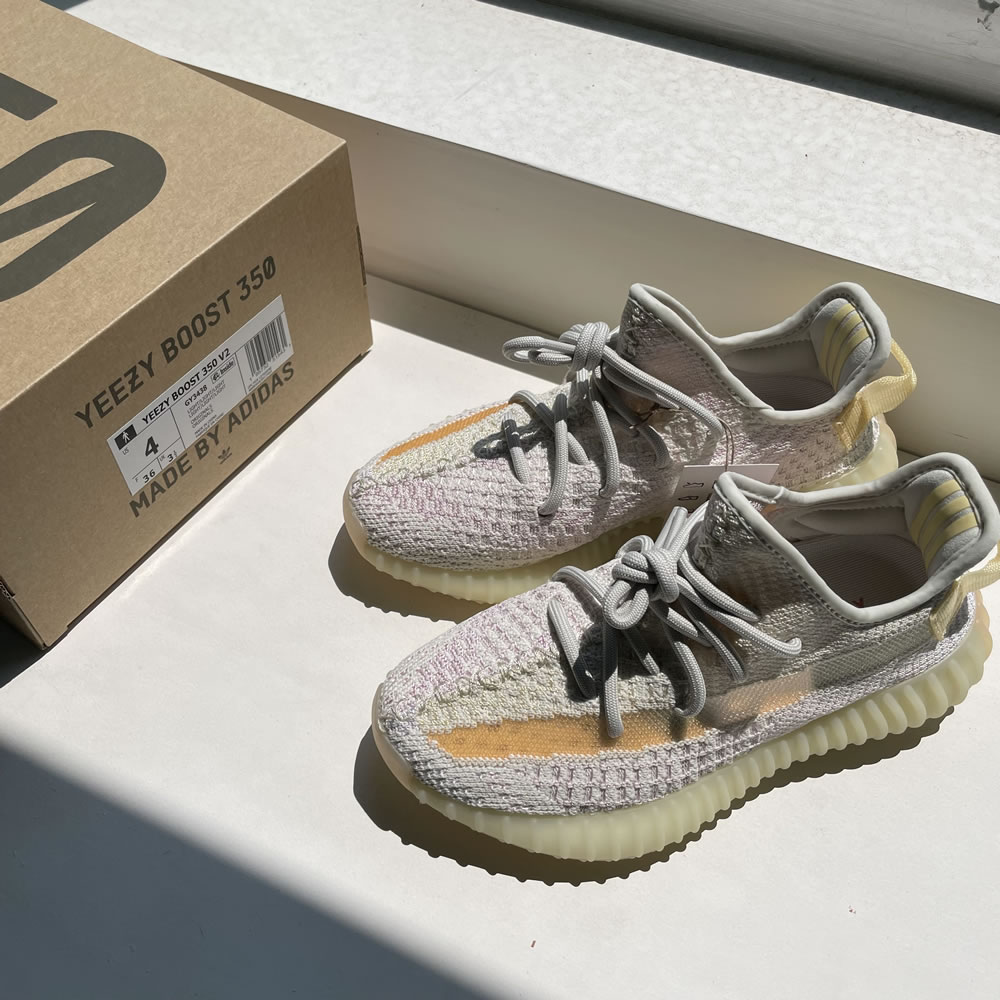 Adidas Yeezy Boost 350 V2 Light Uv Sensitive Anpkick Gy3438 (4) - www.kitistry.com Adidas Yeezy Boost 350 V2 Light Uv Sensitive Anpkick Gy3438 (4) - www.kitistry.com