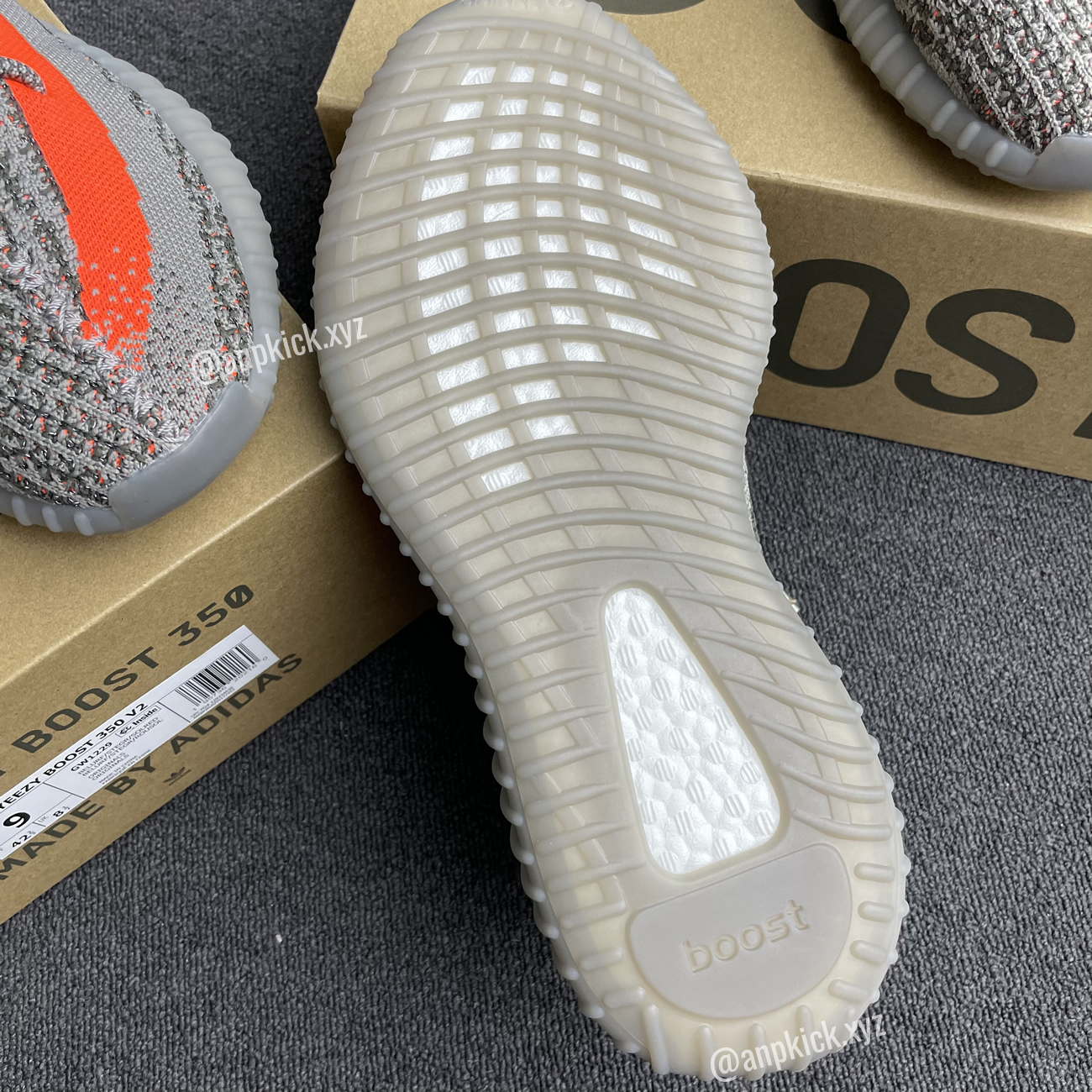 Adidas Yeezy Boost 350 V2 Beluga Reflective Gw1229 (11) - www.kitistry.com Adidas Yeezy Boost 350 V2 Beluga Reflective Gw1229 (11) - www.kitistry.com
