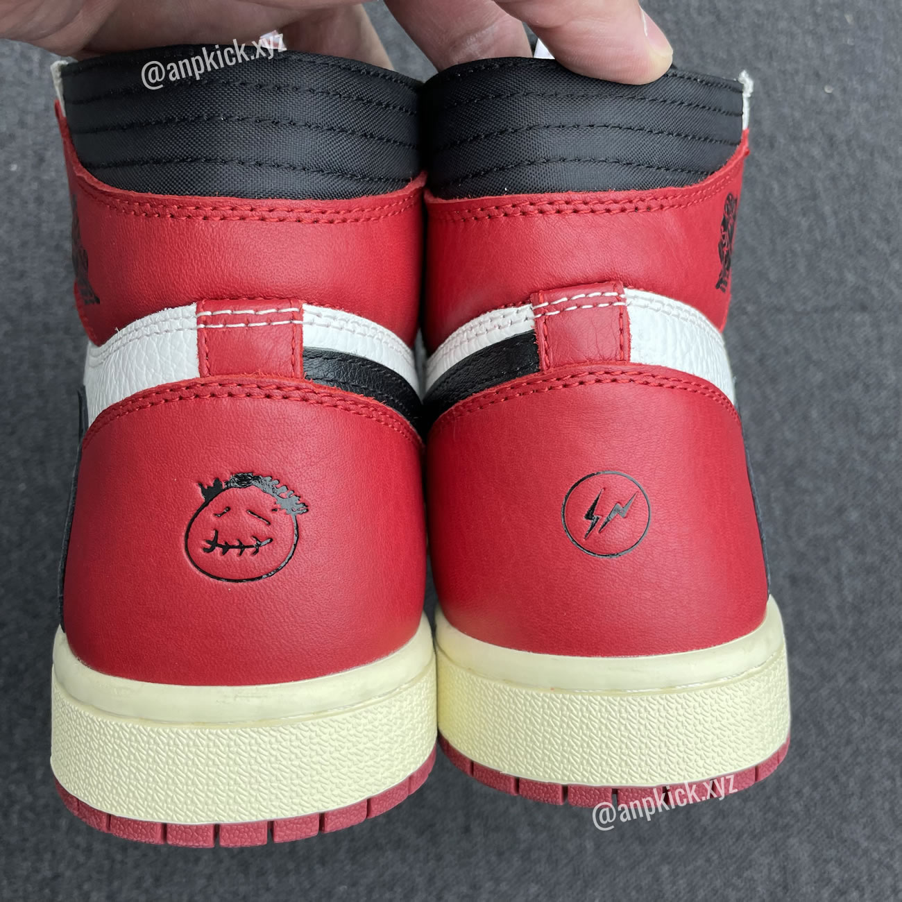 Travis Scott Air Jordan 1 High Og Sp White Red Black Fragment Anpkick Custom Making (5) - www.kitistry.com Travis Scott Air Jordan 1 High Og Sp White Red Black Fragment Anpkick Custom Making (5) - www.kitistry.com
