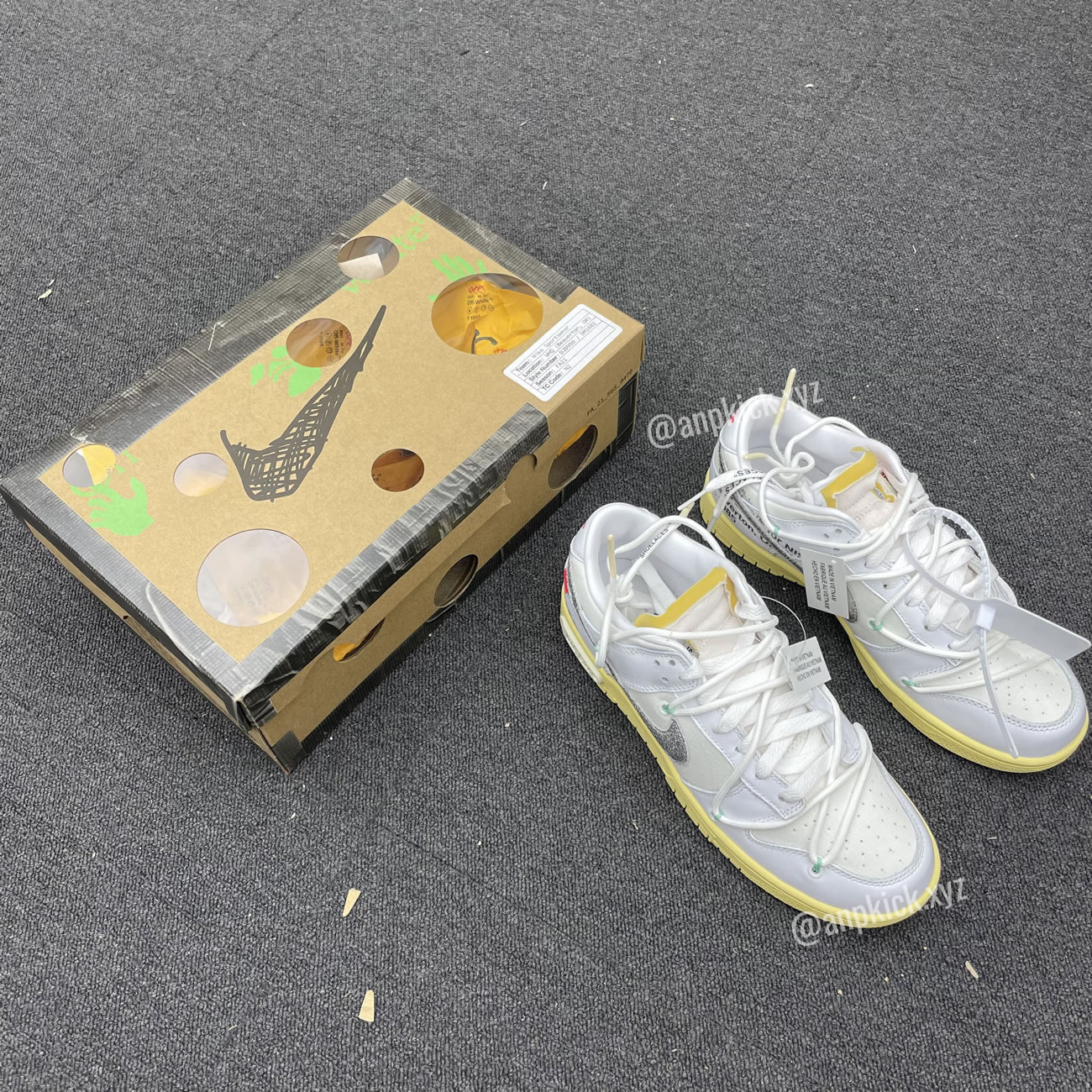 Off White Nike Sb Dunk Low Lot 1 White Metallic Silver Anpkick Dm1602 127 (9) - www.kitistry.com Off White Nike Sb Dunk Low Lot 1 White Metallic Silver Anpkick Dm1602 127 (9) - www.kitistry.com