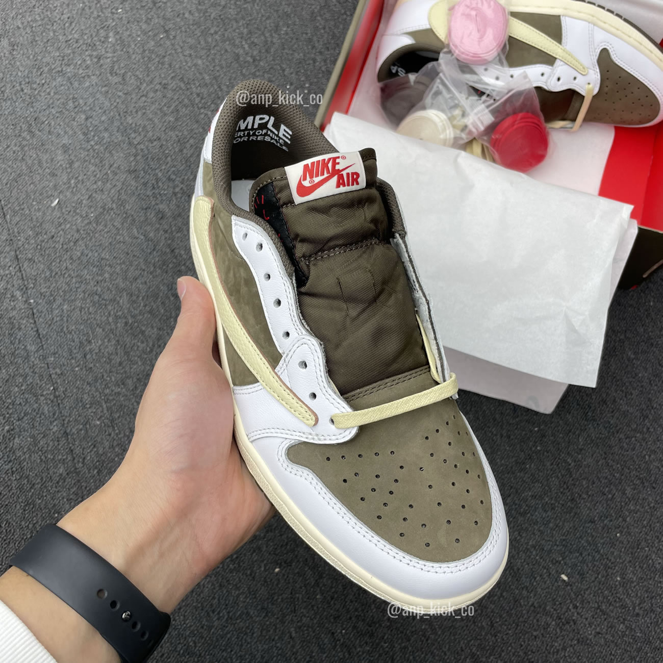 Travis Scott Air Jordan 1 Low White Brown Anpkick Custom Making (3) - www.kitistry.com