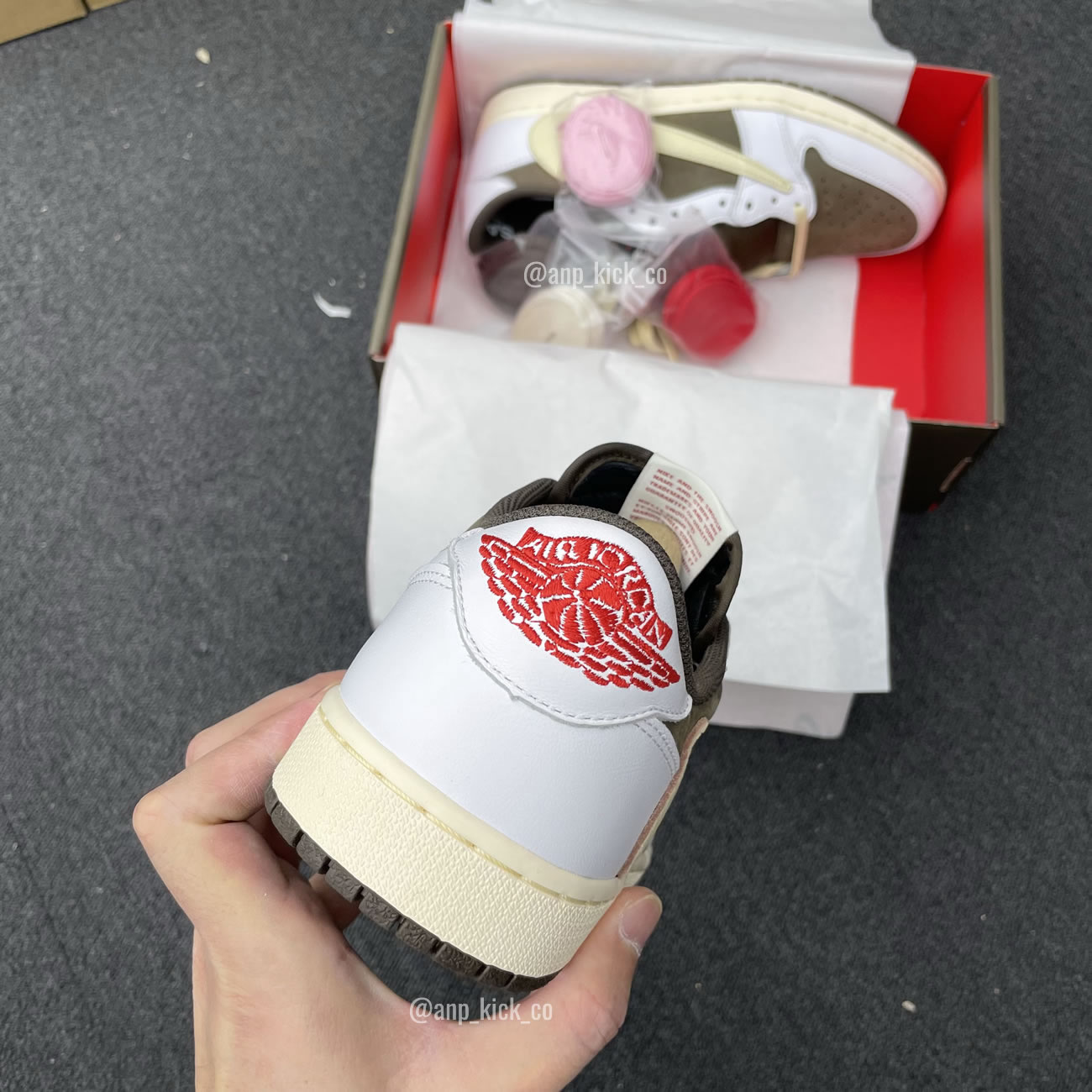 Travis Scott Air Jordan 1 Low White Brown Anpkick Custom Making (4) - www.kitistry.com