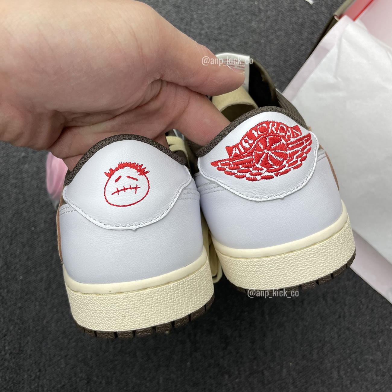 Travis Scott Air Jordan 1 Low White Brown Anpkick Custom Making (5) - www.kitistry.com