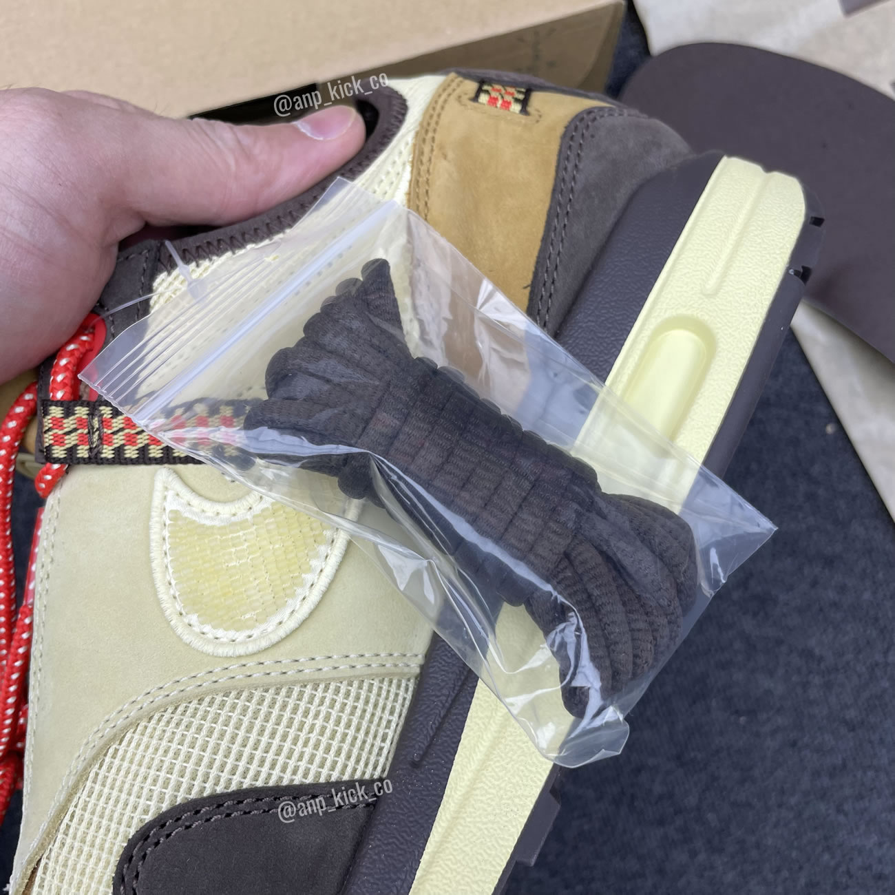 Travis Scott Nike Air Max 1 Baroque Brown Anpkick Do9392 200 (17) - www.kitistry.com Travis Scott Nike Air Max 1 Baroque Brown Anpkick Do9392 200 (17) - www.kitistry.com