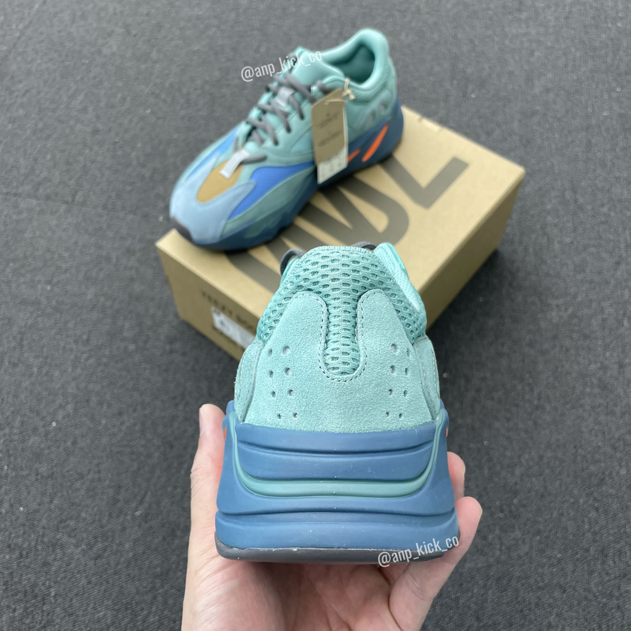 Adidas Yeezy Boost 700 Sea Blue Orange Anpkick Gz2002 (3) - www.kitistry.com Adidas Yeezy Boost 700 Sea Blue Orange Anpkick Gz2002 (3) - www.kitistry.com