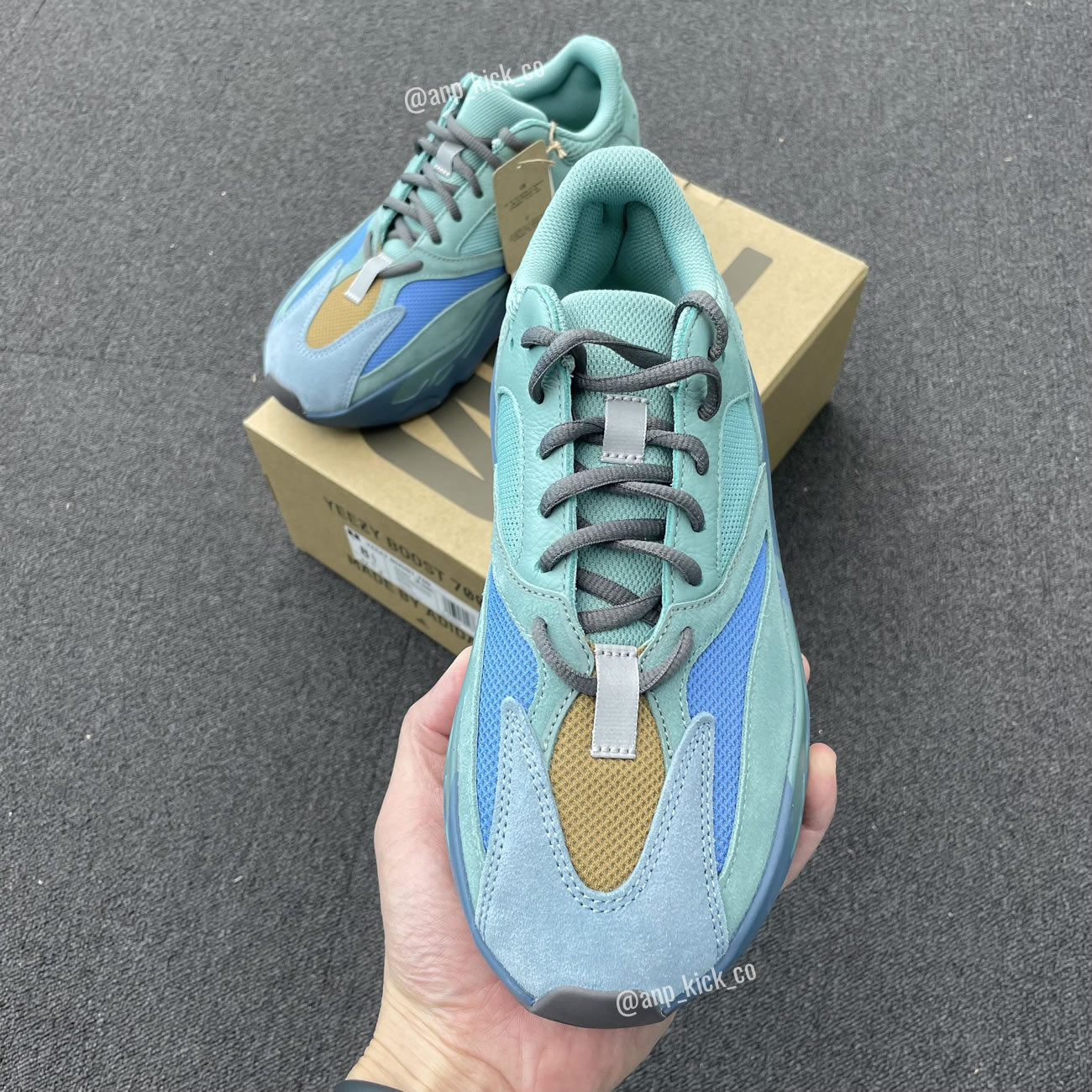 Adidas Yeezy Boost 700 Sea Blue Orange Anpkick Gz2002 (5) - www.kitistry.com Adidas Yeezy Boost 700 Sea Blue Orange Anpkick Gz2002 (5) - www.kitistry.com