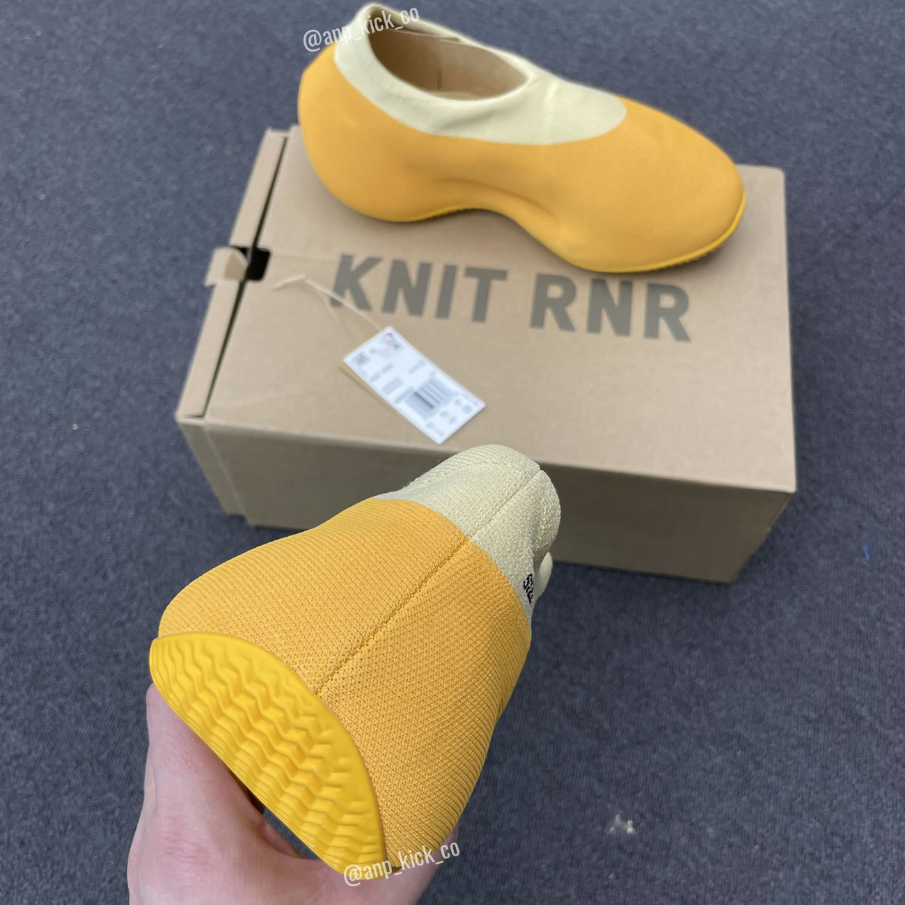 Adidas Yeezy Knit Rnr Sulfur Anpkick Gw5353 (3) - www.kitistry.com Adidas Yeezy Knit Rnr Sulfur Anpkick Gw5353 (3) - www.kitistry.com