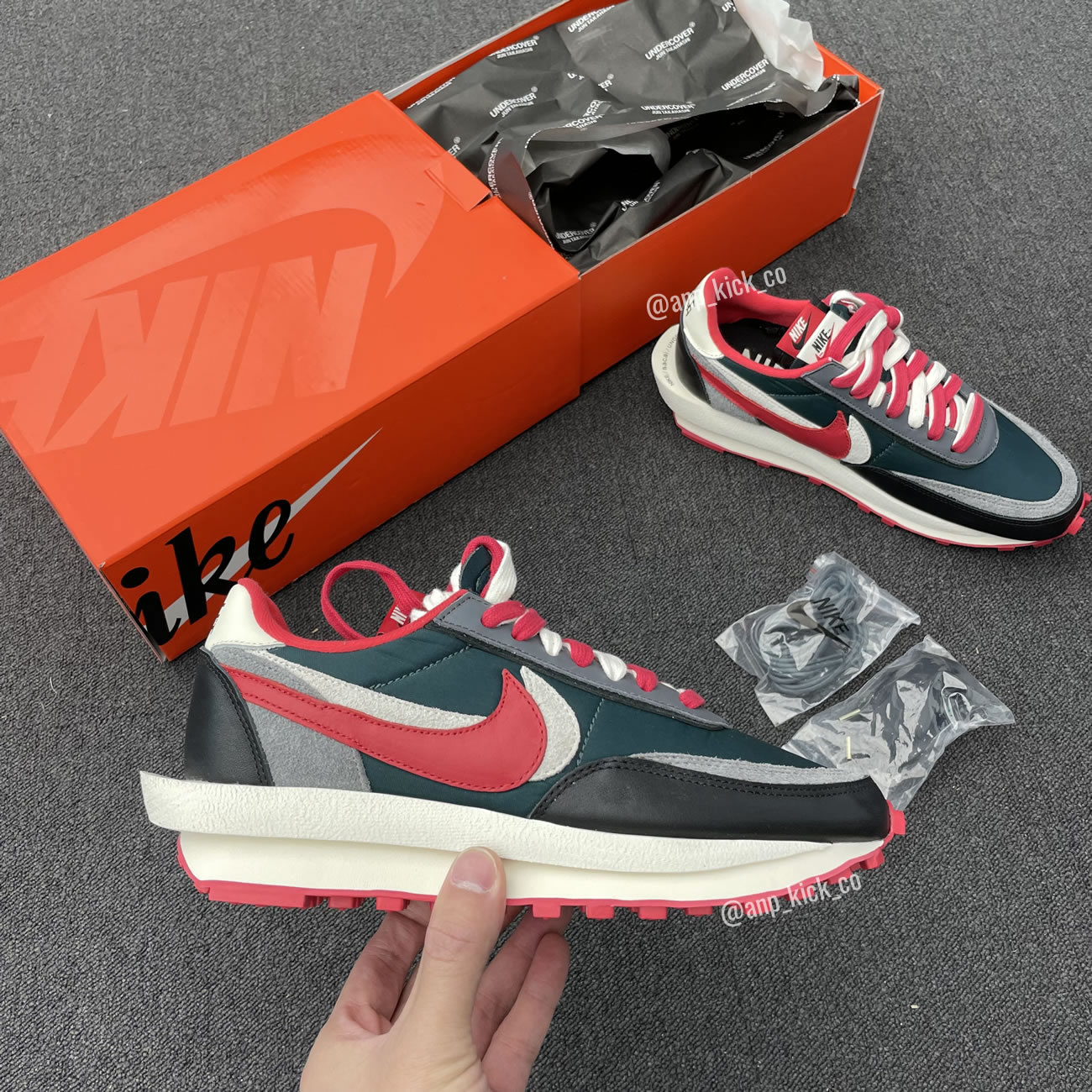 Sacai Undercover Nike Ldwaffle Midnight Spruce University Red Anpkick Dj4877 300 (1) - www.kitistry.com Sacai Undercover Nike Ldwaffle Midnight Spruce University Red Anpkick Dj4877 300 (1) - www.kitistry.com