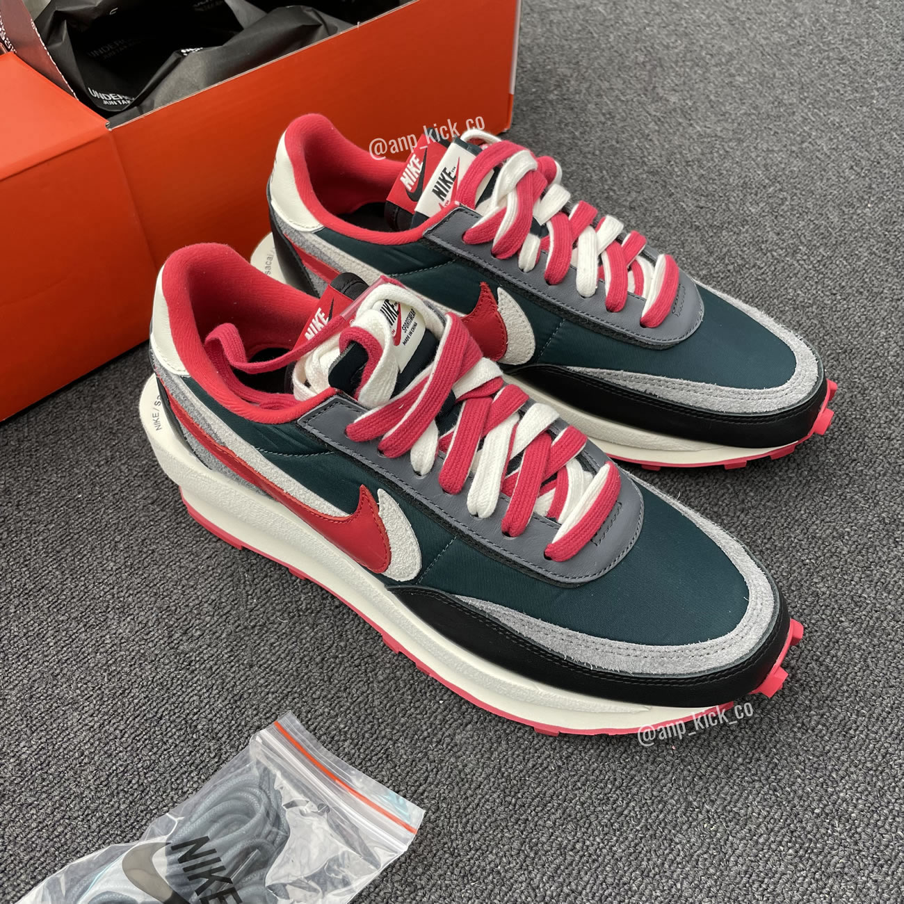 Sacai Undercover Nike Ldwaffle Midnight Spruce University Red Anpkick Dj4877 300 (4) - www.kitistry.com Sacai Undercover Nike Ldwaffle Midnight Spruce University Red Anpkick Dj4877 300 (4) - www.kitistry.com